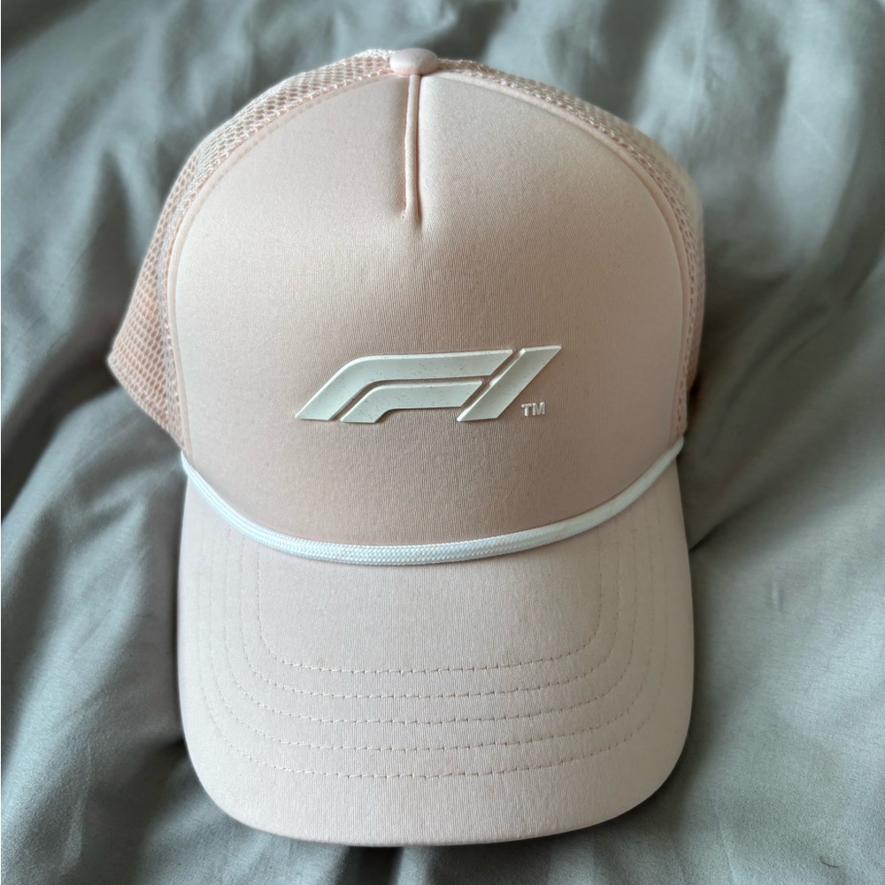 F1 cap